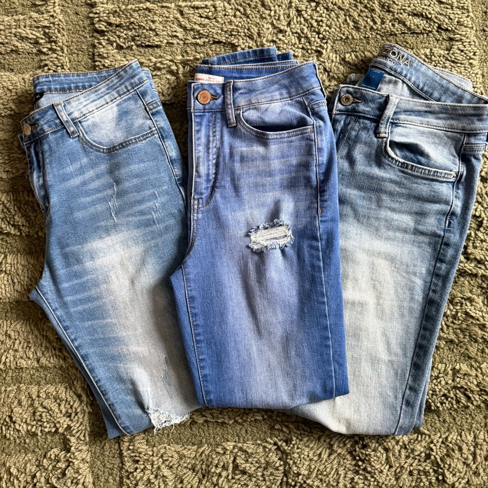 Bundle of 3 Juniors Distressed Jeans